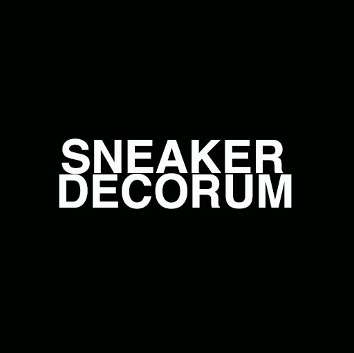 SNEAKERDECORUM