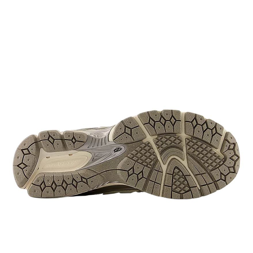NEW BALANCE 1906R BROWN BEIGE