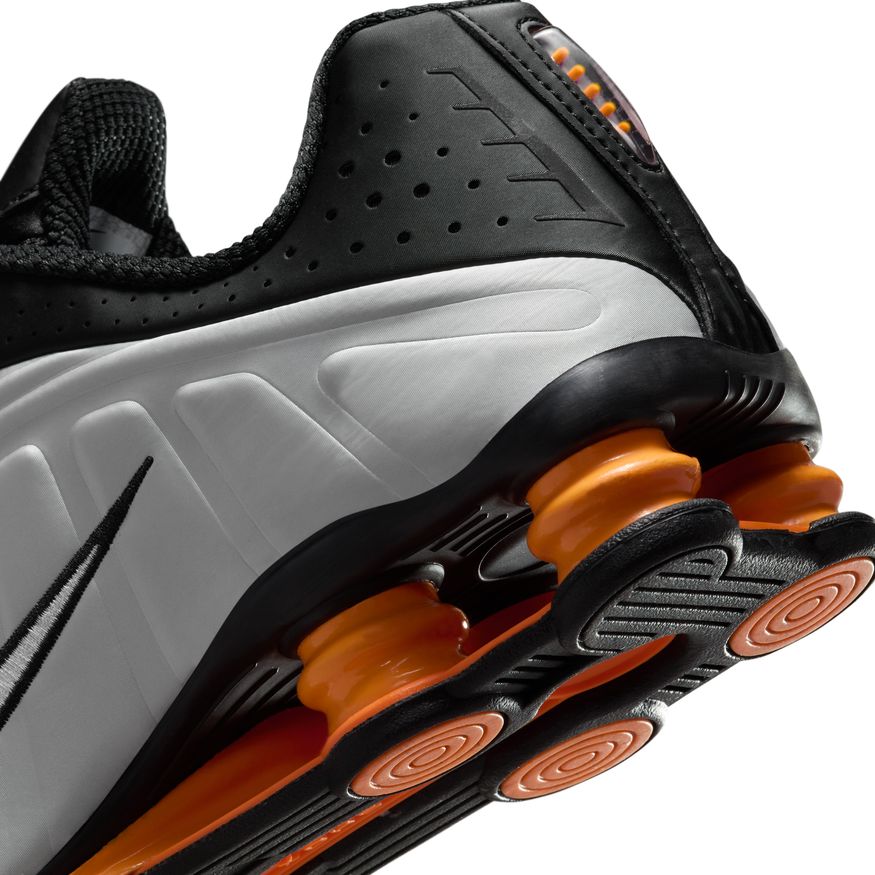 NIKE SHOX R4 BRIGHT MANDARIN